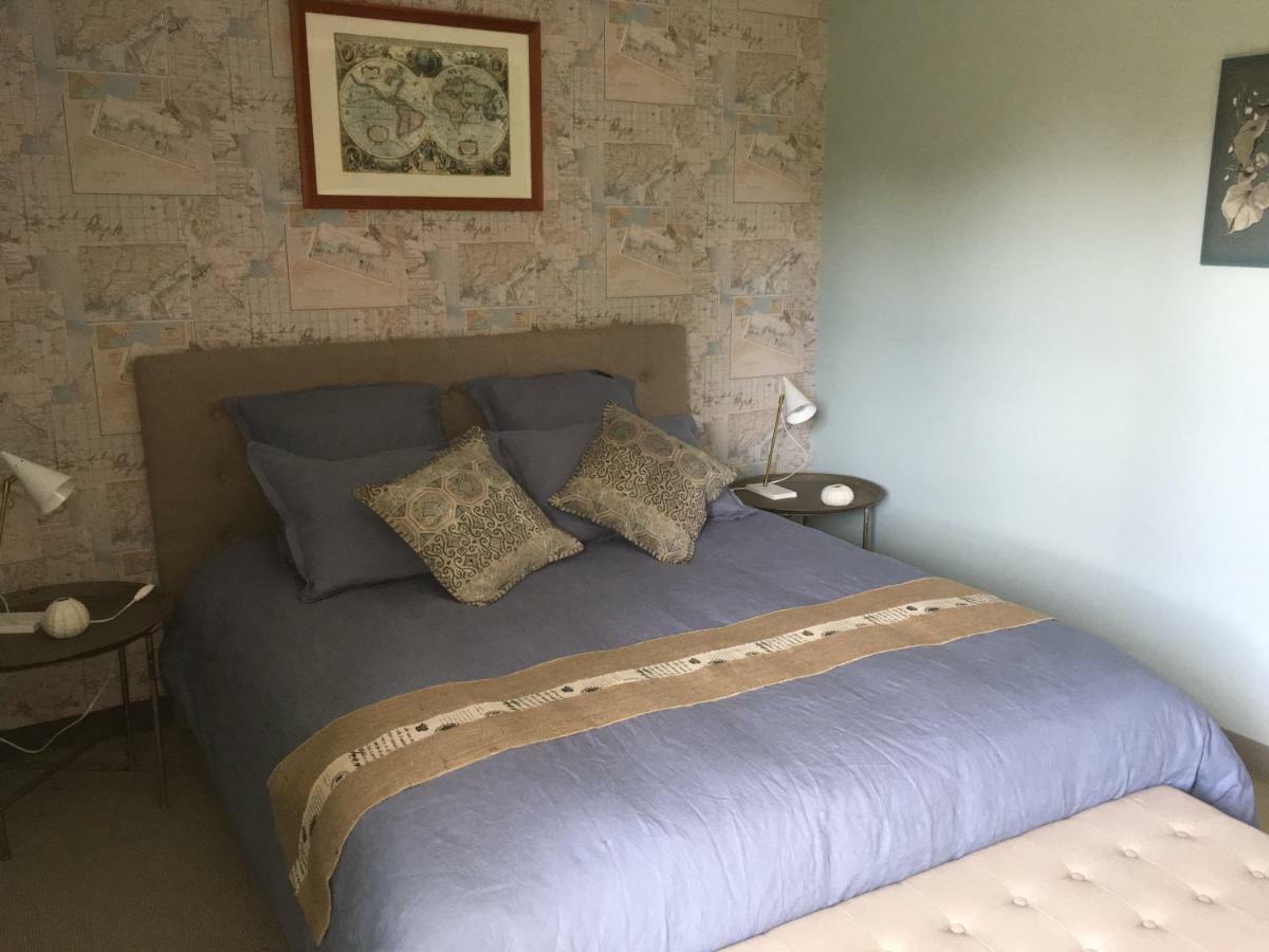 Bed and Breakfast Les Dames De Nage Grand-Champ Esterno foto