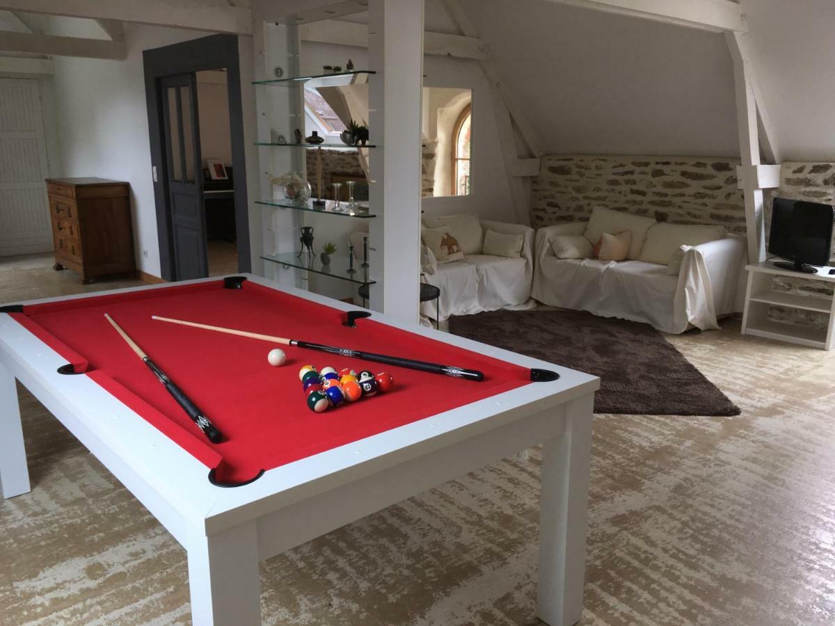 Bed and Breakfast Les Dames De Nage Grand-Champ Esterno foto